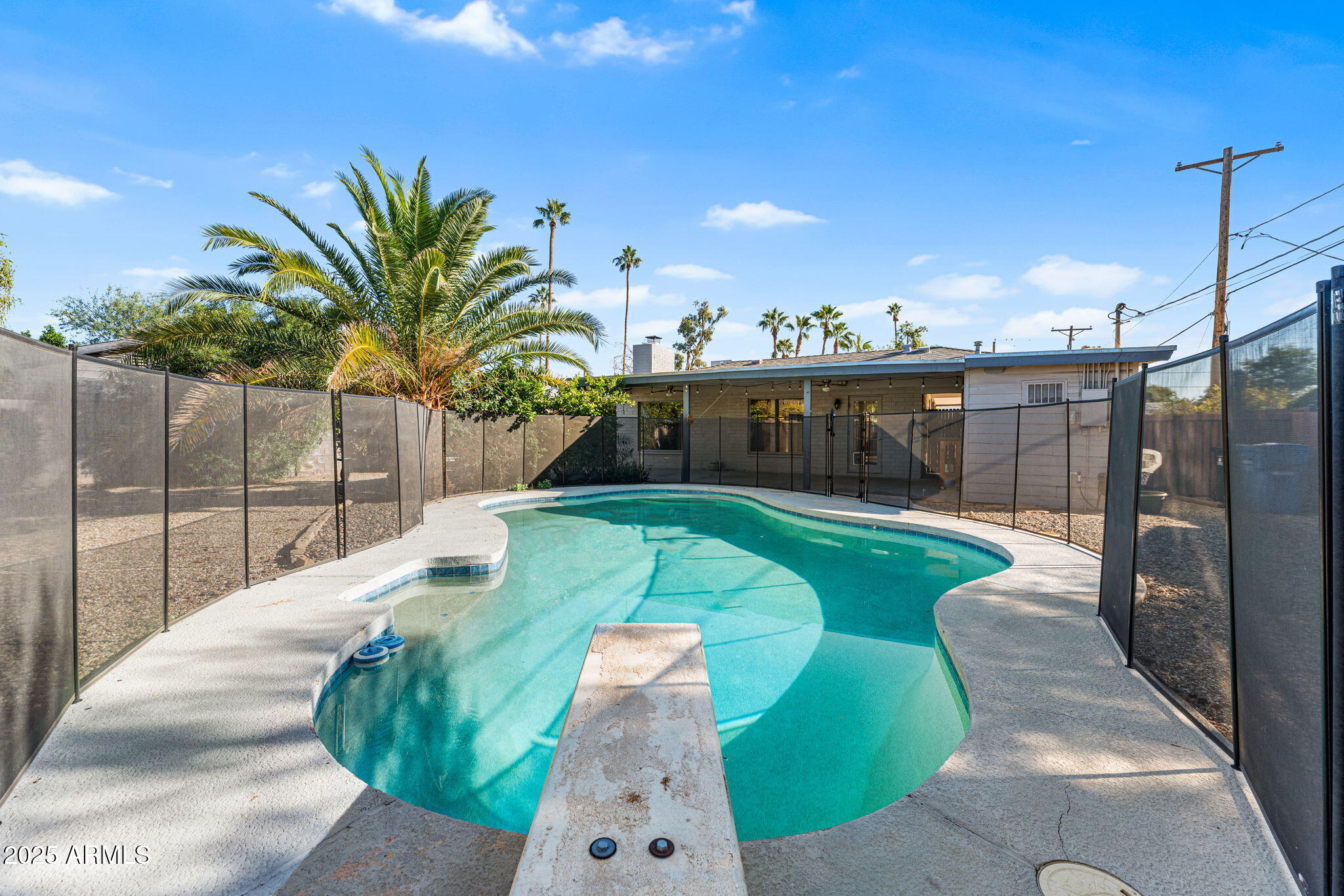 1334 West Sells Drive Phoenix, AZ 85013 - Photo 25 of 32 a view of a backyard