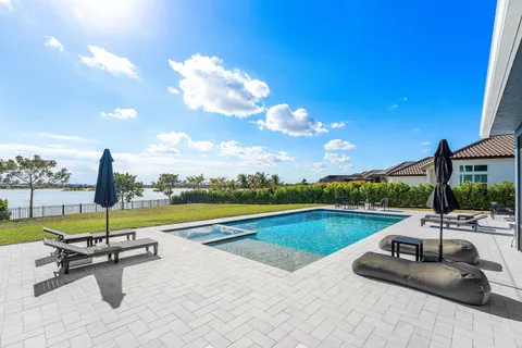 $1,425,000 | 923 Hookline Circle, Loxahatchee, FL 33470