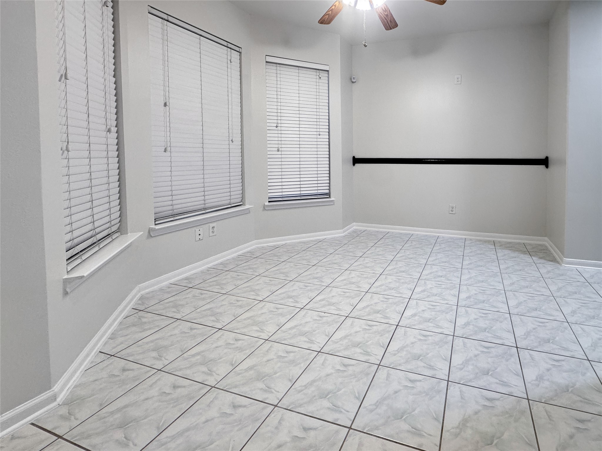 3206 Watercliff Court Spring, TX 77388 - Photo 15 of 35