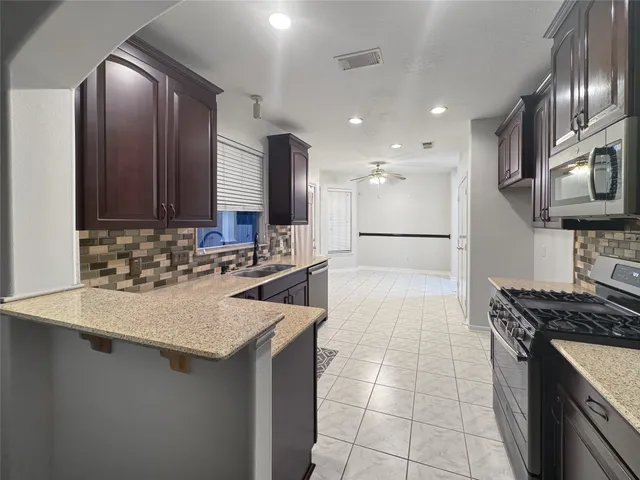 $306,900 | 3206 Watercliff Court, Spring, TX 77388