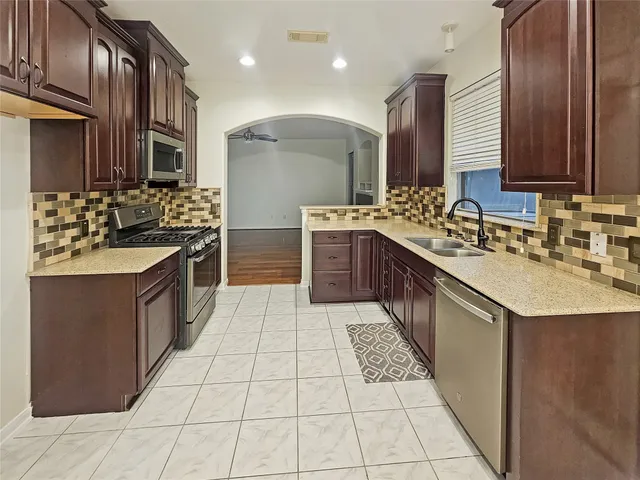 $306,900 | 3206 Watercliff Court, Spring, TX 77388