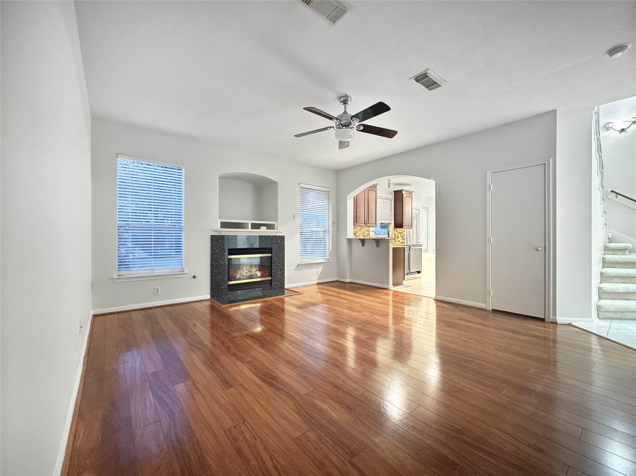 3206 Watercliff Court Spring, TX 77388 - Photo 10 of 35