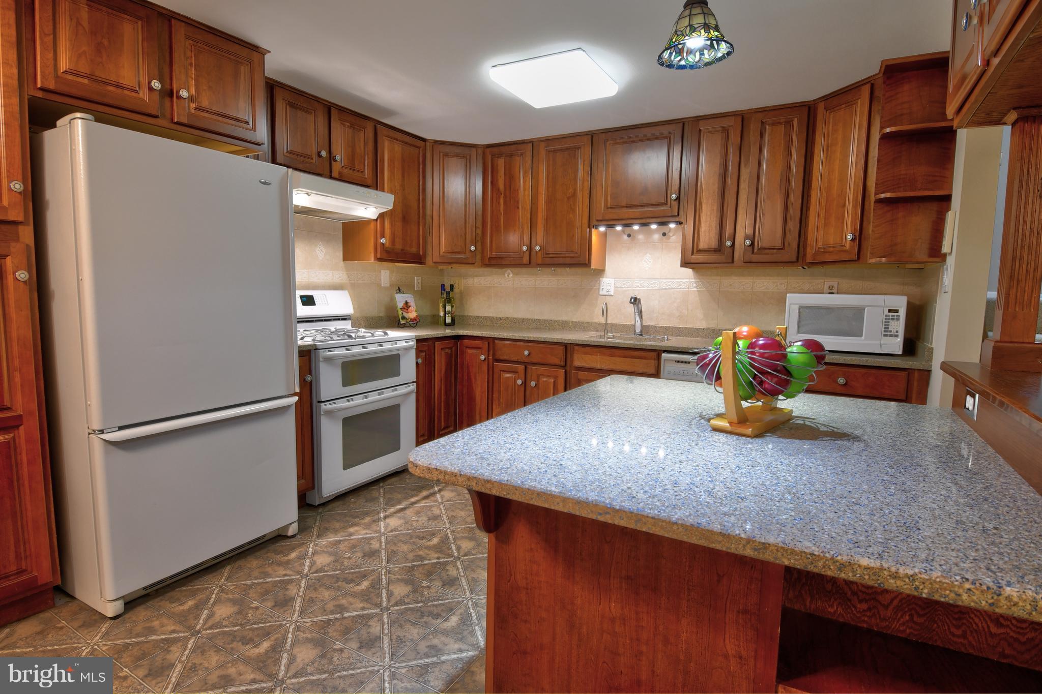 109 North Garfield Road Sterling, VA 20164 - Photo 10 of 19 Kitchen