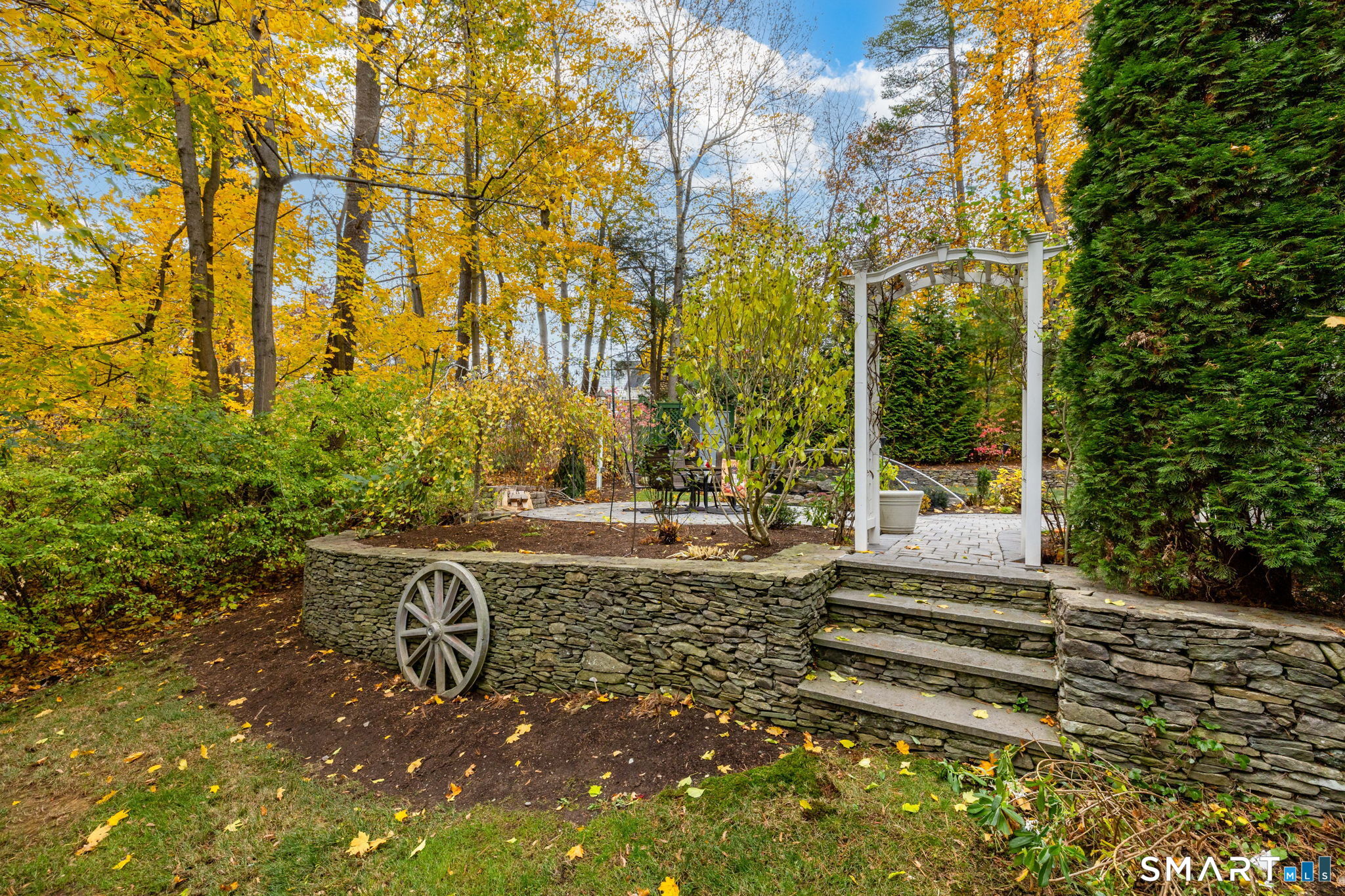 7 Hill Top Road Morris, CT 06763 - Photo 27 of 43 a view of yard with tree