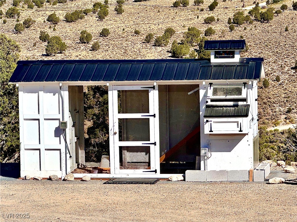 6 East Creek Road Ely, NV 89301 - Photo 32 of 39 Custom made chicken coop