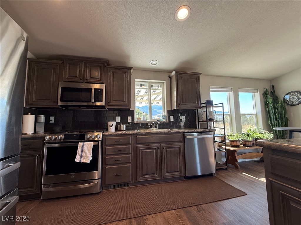 6 East Creek Road Ely, NV 89301 - Photo 5 of 39 Gallery Image 5