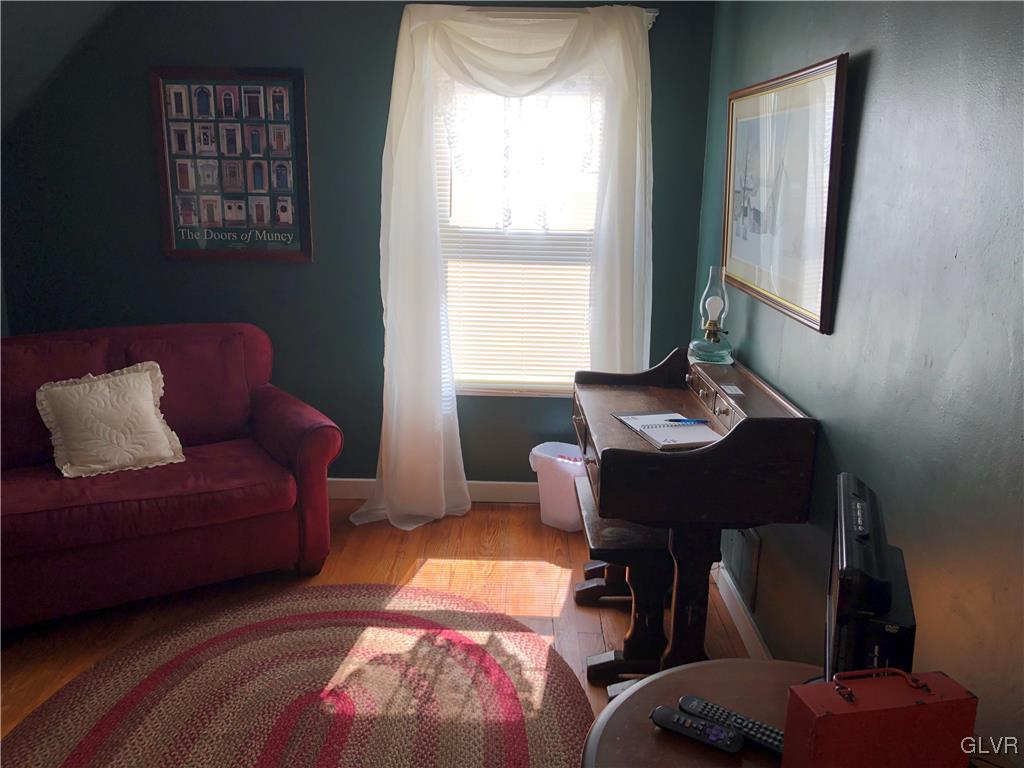 5207 Vera Cruz Road Center Valley, PA 18034 - Photo 14 of 26 Gallery Image 14