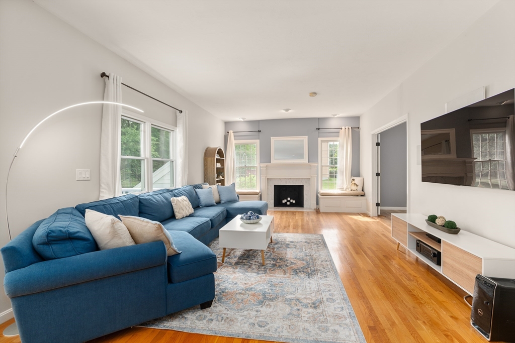 419 Hudson Road Sudbury, MA 01776 - Photo 8 of 42