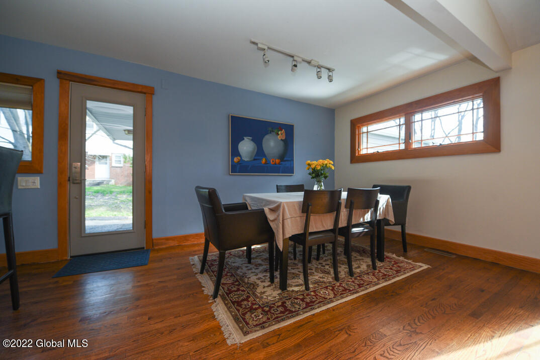 18 Fairview Road Albany, NY 12211 - Photo 13 of 32 PFR_6088