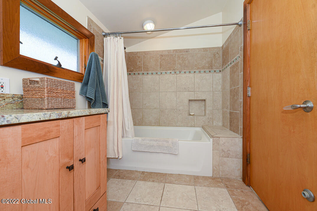 18 Fairview Road Albany, NY 12211 - Photo 21 of 32 PFR_6122