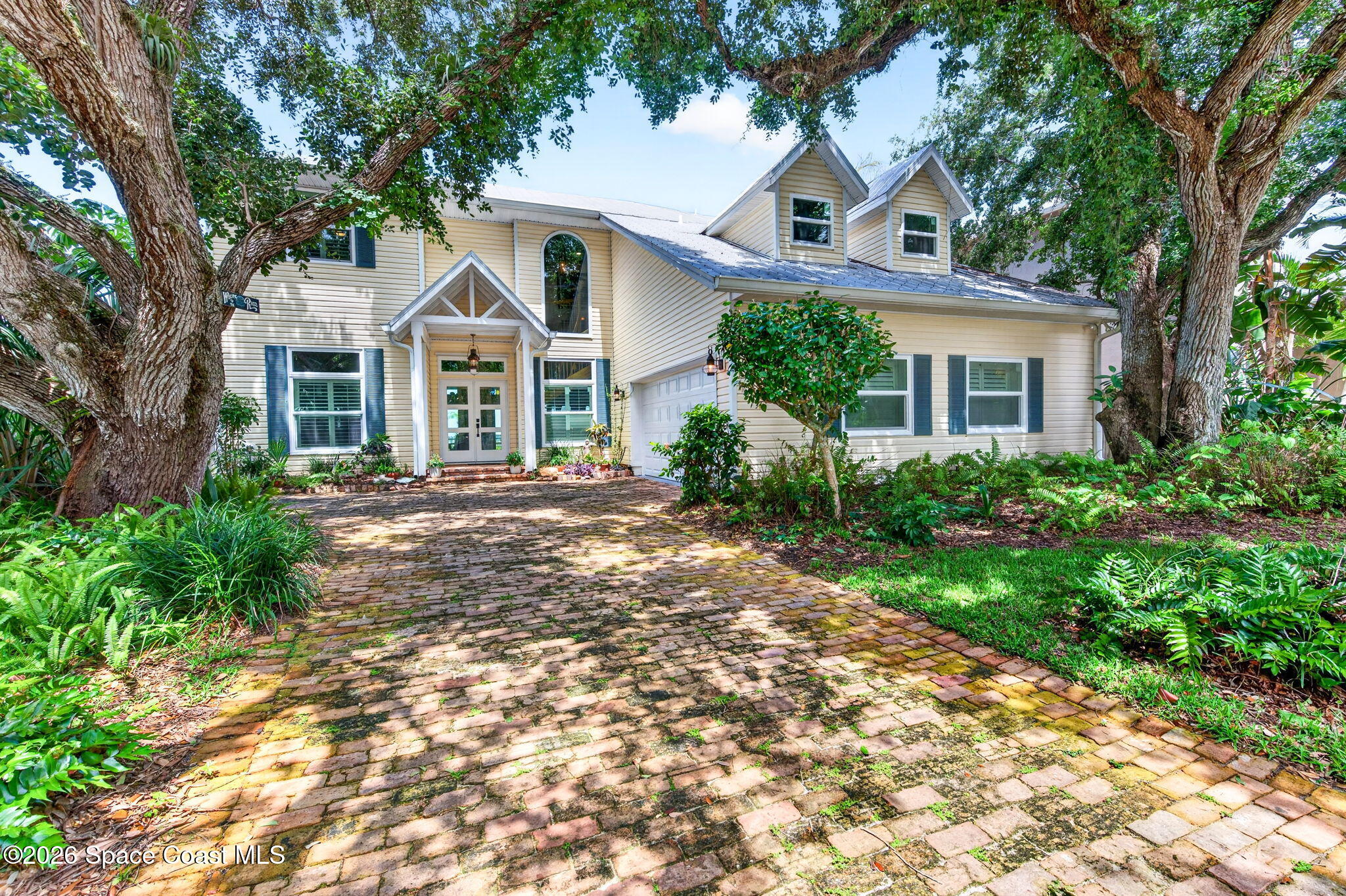 5930 Riverside Drive Melbourne Beach, FL 32951 - Photo 53 of 65 Driveway View
