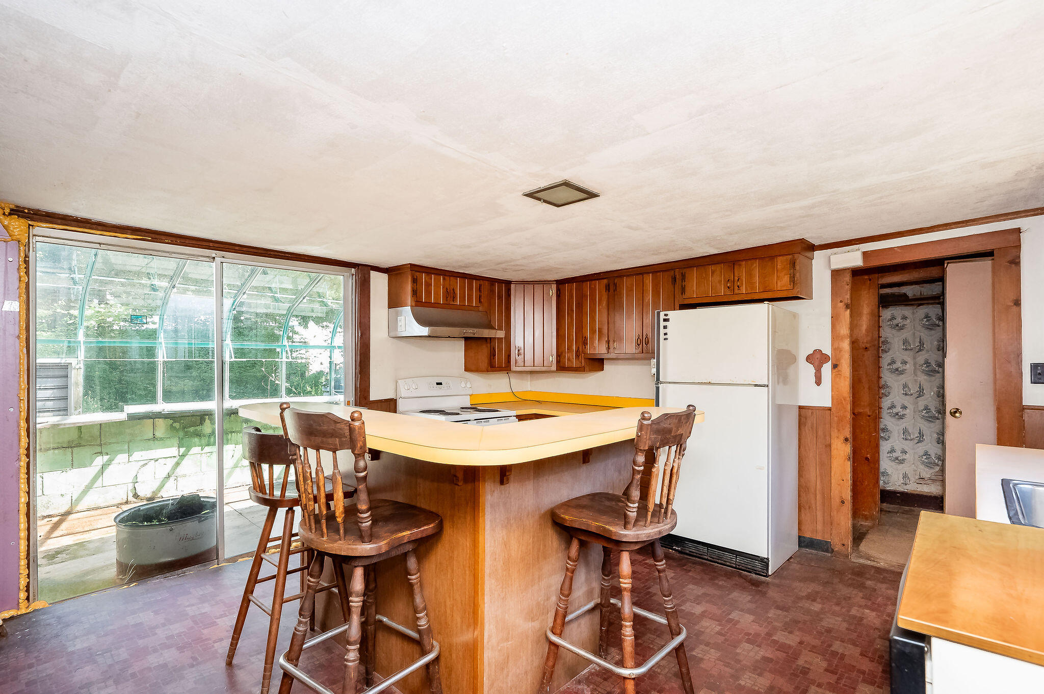 276 Beech Road Eliot, ME 03903 - Photo 5 of 55 DSC_3404editforDB