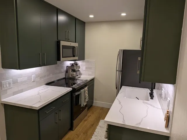 $675,000 | 413 Piccadilly Place, Unit 13, San Bruno, CA 94066