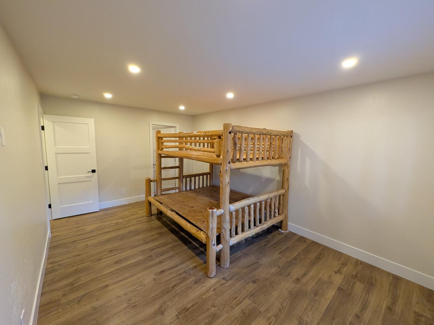 413 Piccadilly Place, Unit 13 San Bruno, CA 94066 - Photo 7 of 21