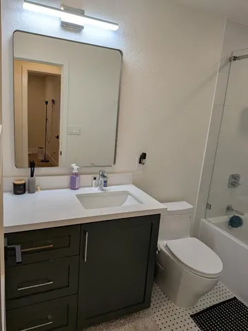 $675,000 | 413 Piccadilly Place, Unit 13, San Bruno, CA 94066