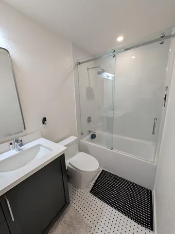 $675,000 | 413 Piccadilly Place, Unit 13, San Bruno, CA 94066