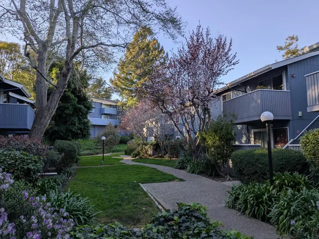 $675,000 | 413 Piccadilly Place, Unit 13, San Bruno, CA 94066