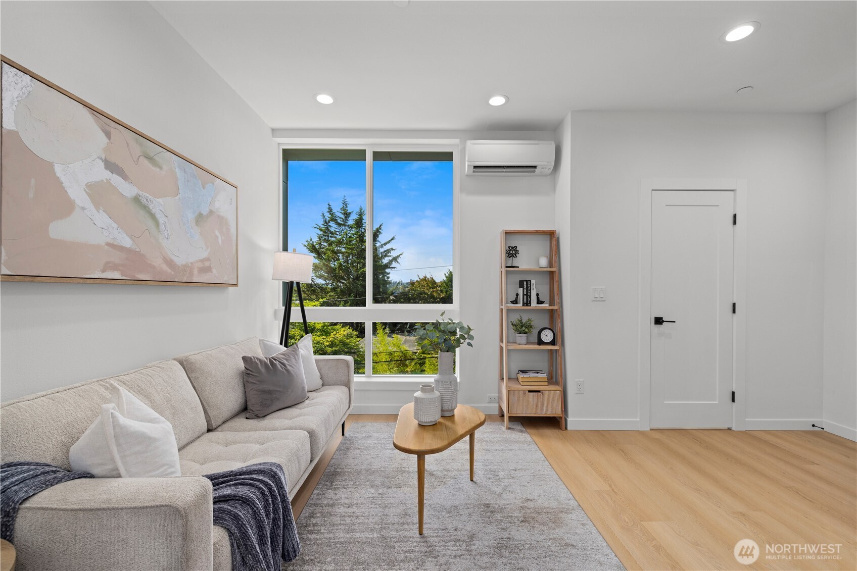 3850 Carr Place North Seattle, WA 98103 - Photo 4 of 40