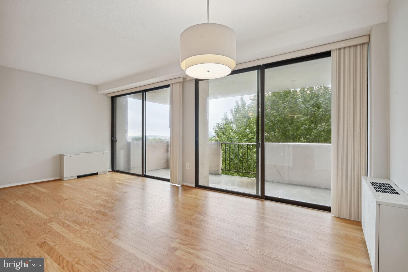 4141 North Henderson Road, Unit 825 Arlington, VA 22203 - Photo 12 of 29 Enjoy morning coffee on an expansive 20'+ balcony