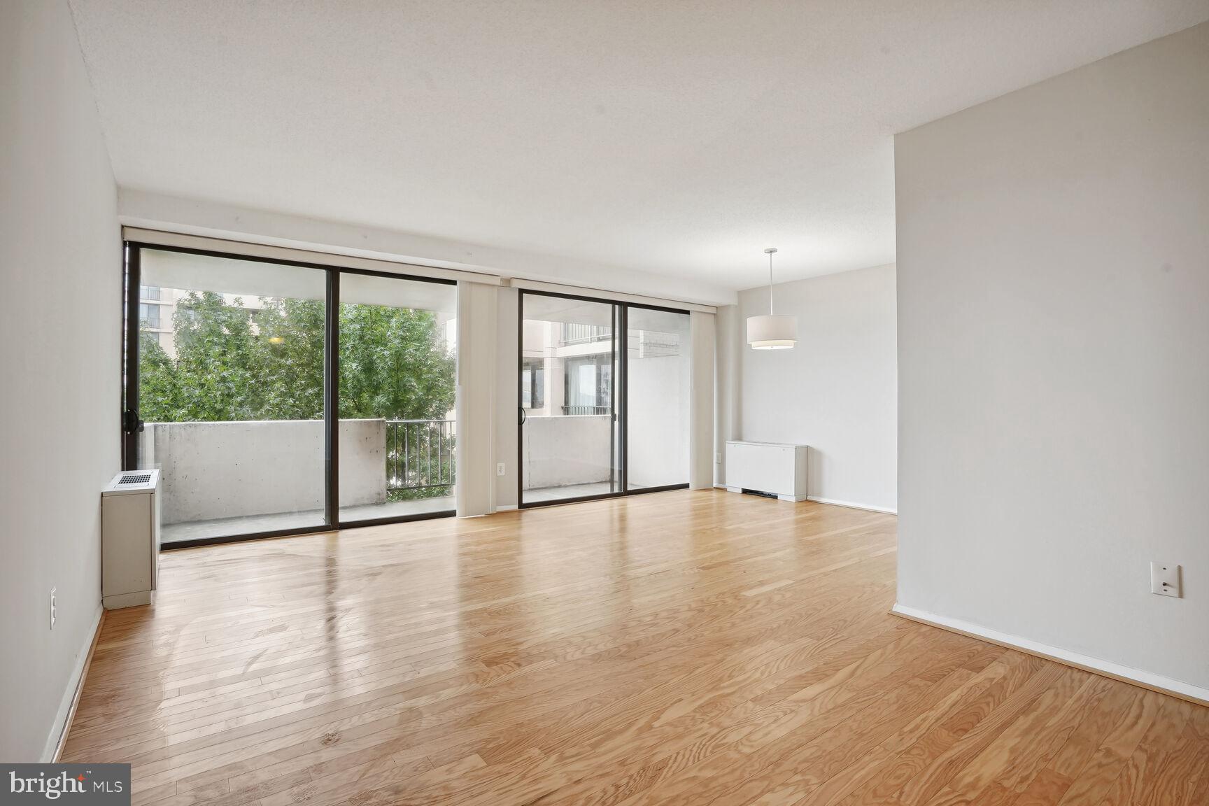 4141 North Henderson Road, Unit 825 Arlington, VA 22203 - Photo 7 of 29 Modern Layout
