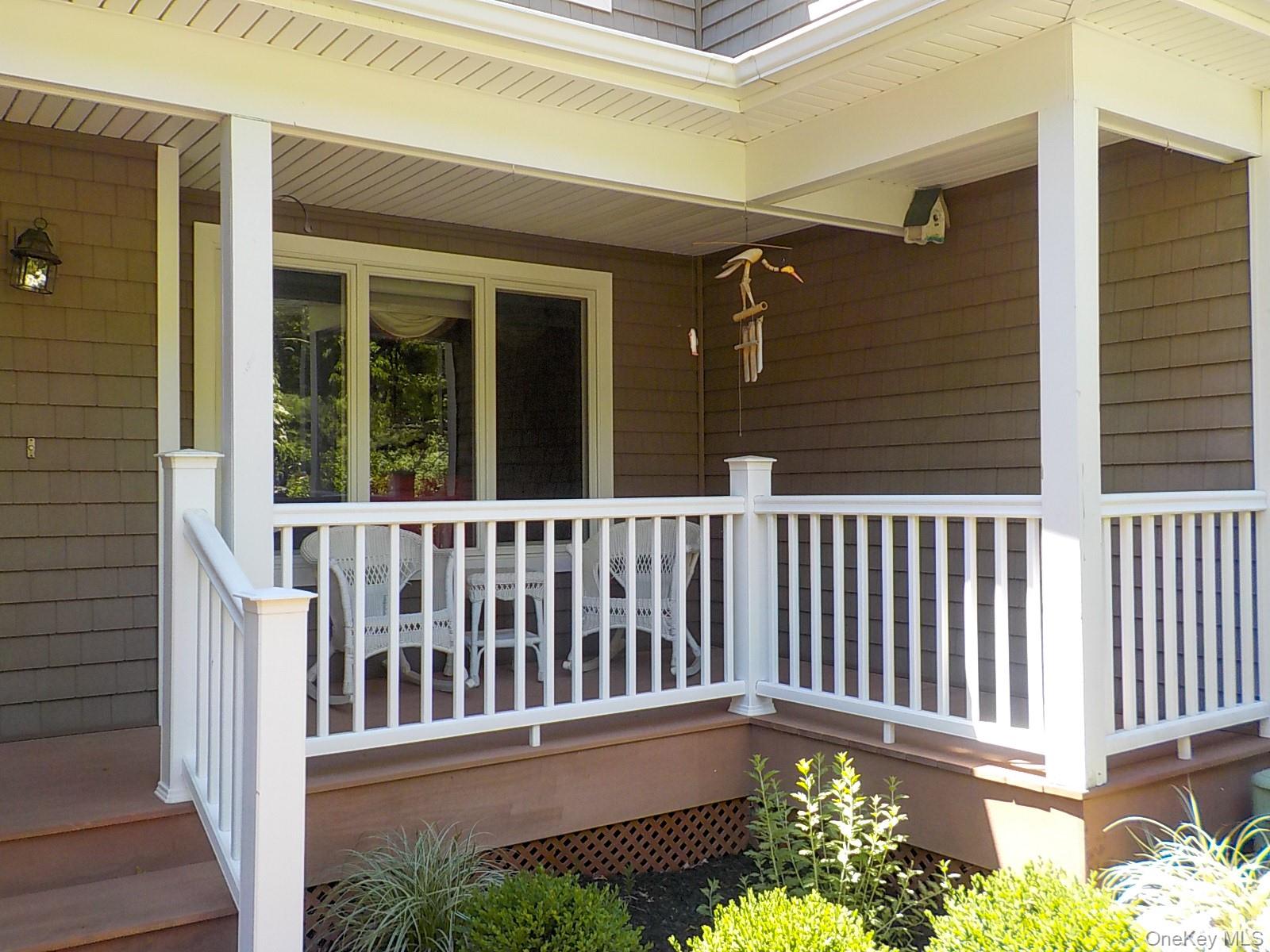 22 Kettle Hole Road Manorville, NY 11949 - Photo 2 of 4 Porch