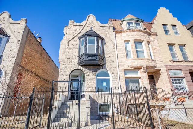$499,900 | 430 East 46th Street, Chicago, IL 60653
