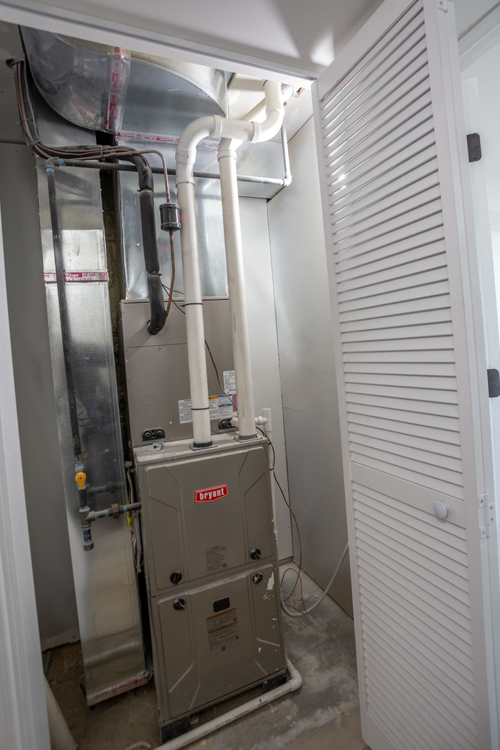 430 East 46th Street Chicago, IL 60653 - Photo 25 of 28