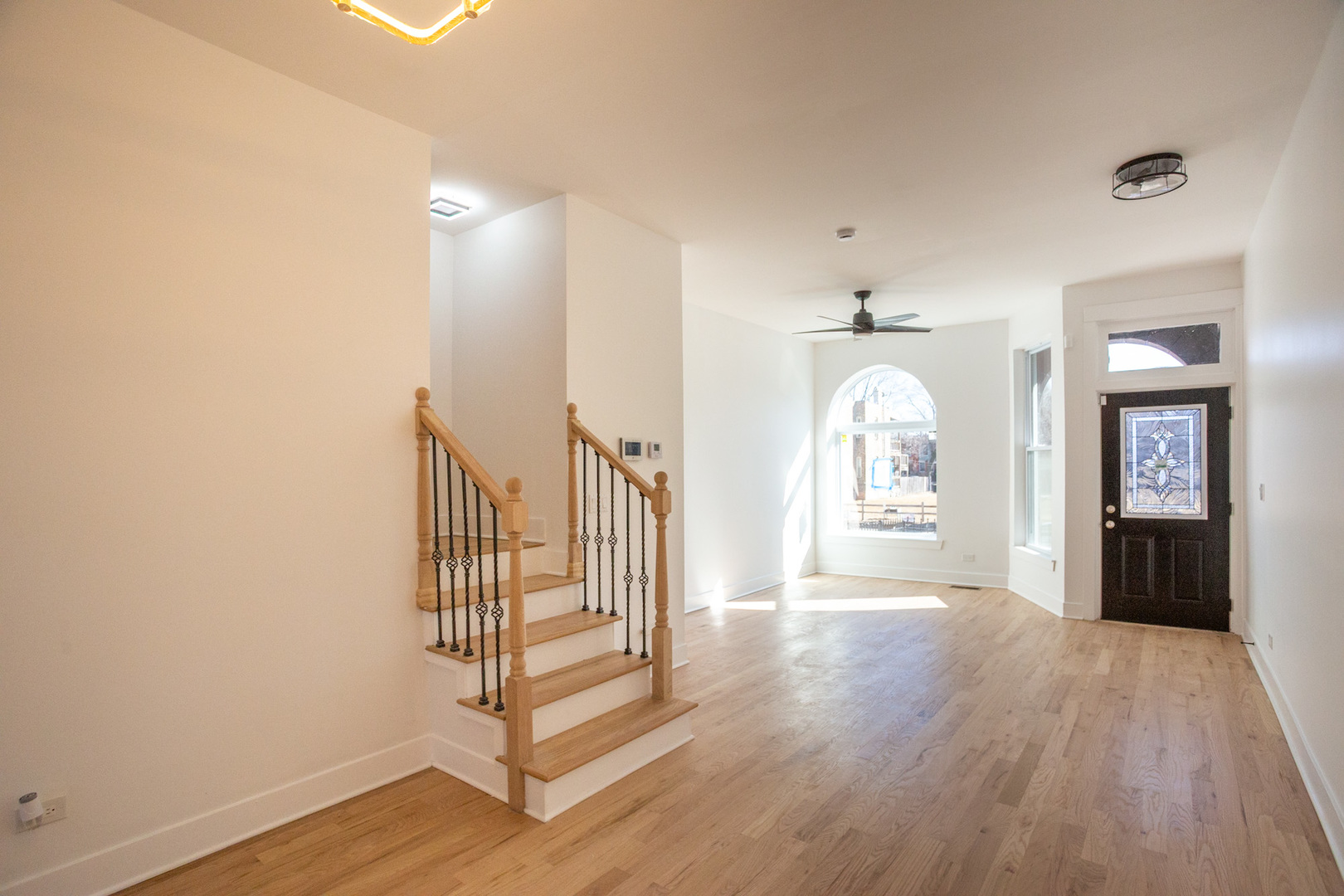 430 East 46th Street Chicago, IL 60653 - Photo 4 of 28