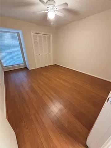 $1,450 | 2727 Briarhurst Drive, Unit 21, Houston, TX 77057