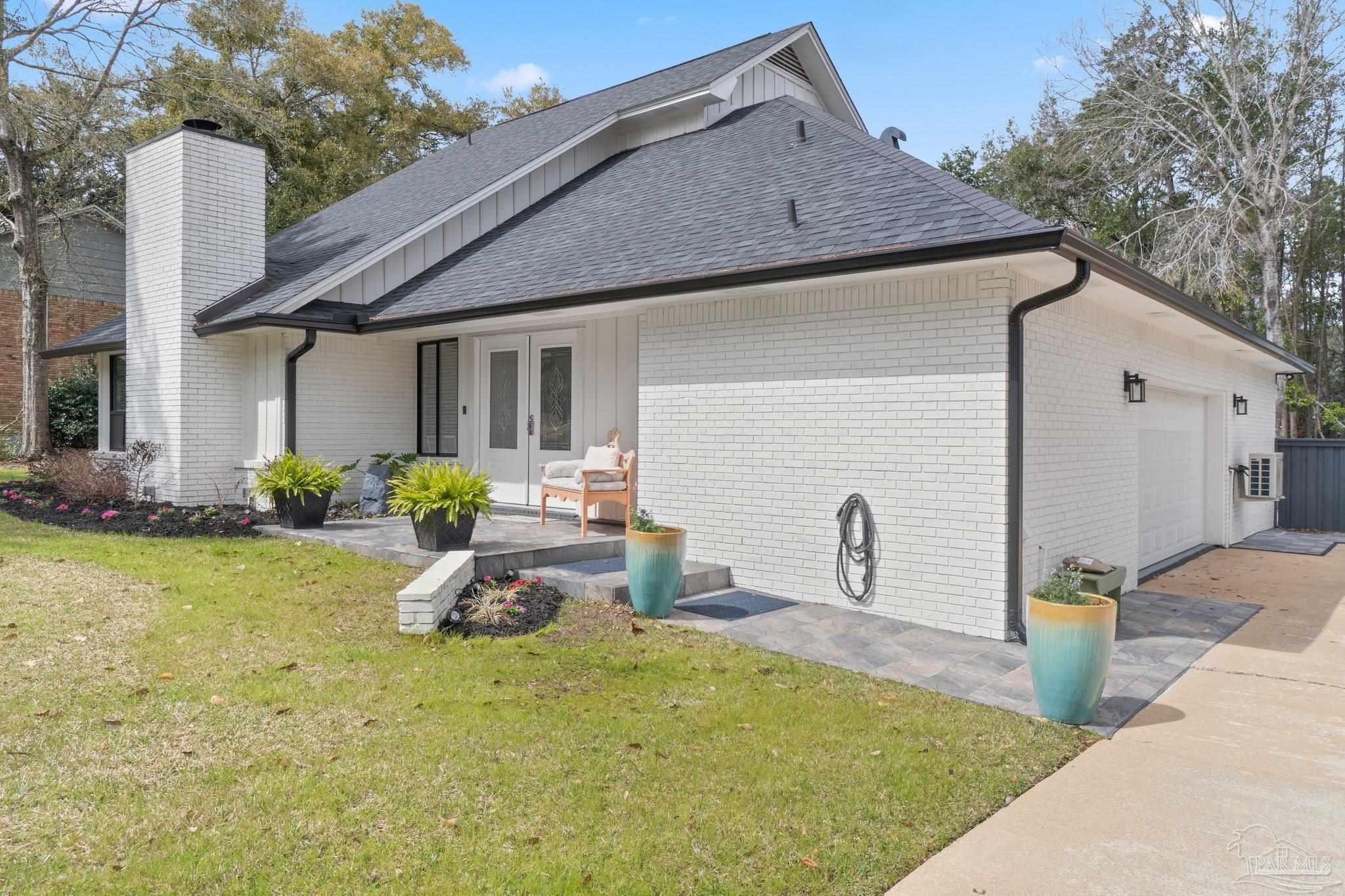 9008 Woodrun Road Pensacola, FL 32514 - Photo 3 of 29 Gallery Image 3