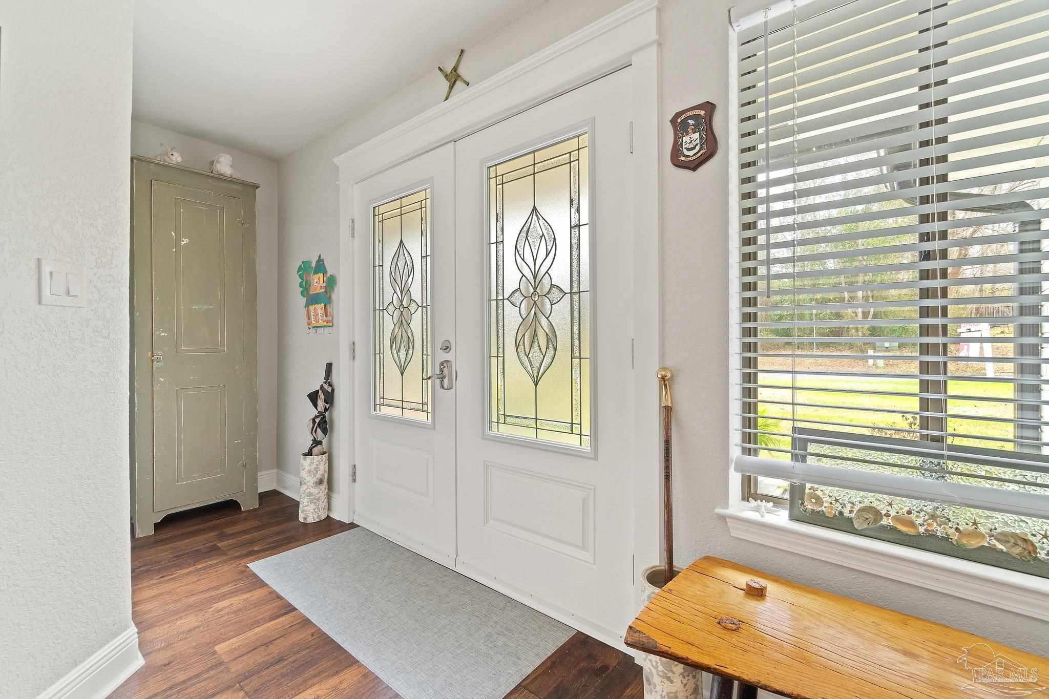 9008 Woodrun Road Pensacola, FL 32514 - Photo 5 of 29 Gallery Image 5