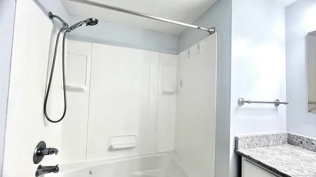 a view of backyard of the house