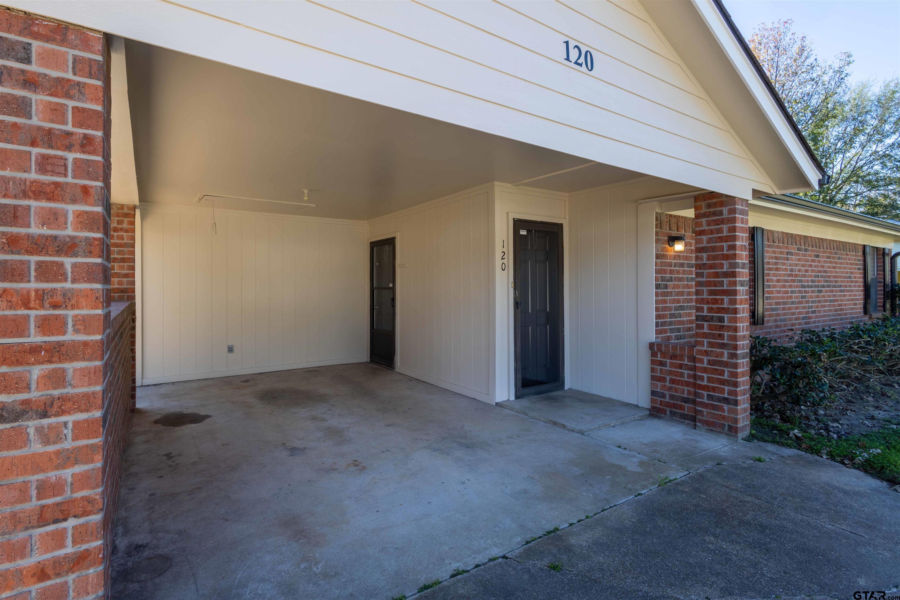 120 Laura Street Mineola, TX 75773 - Photo 7 of 27