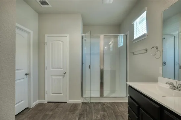 $2,100 | 105 Ashford Way, Georgetown, TX 78626