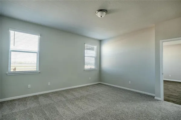 $2,100 | 105 Ashford Way, Georgetown, TX 78626