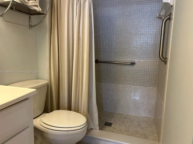 $120,000 | 3821 Environ Boulevard, Unit 505, Lauderhill, FL 33319