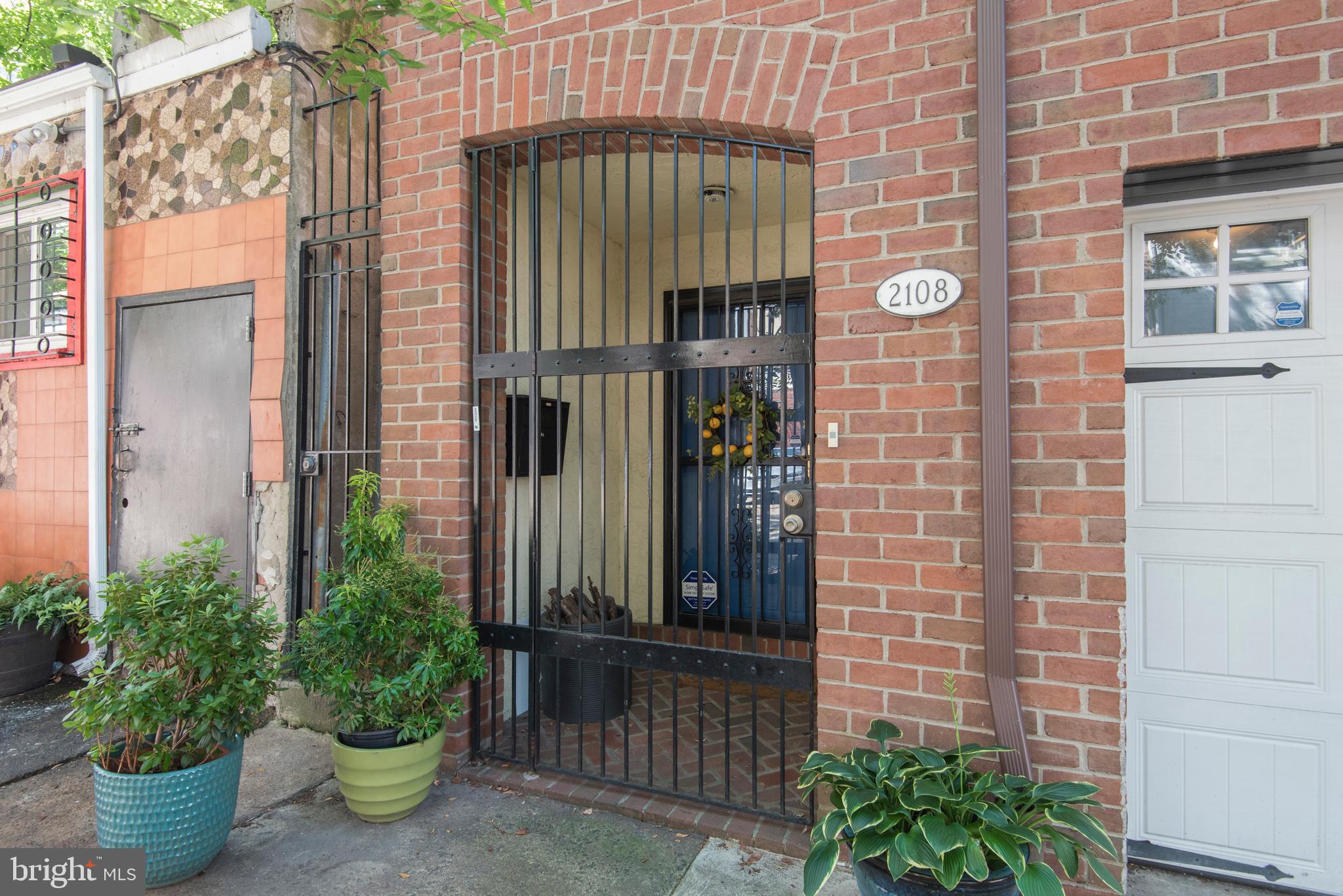 2108 Appletree Street Philadelphia, PA 19103 - Photo 2 of 38
