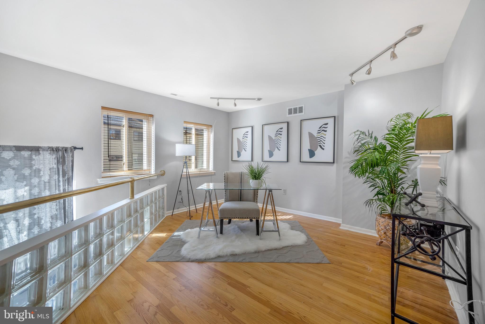 2108 Appletree Street Philadelphia, PA 19103 - Photo 14 of 38
