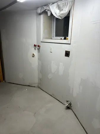 $2,900 | 58 Maple Street, Unit 2, Malden, MA 02148