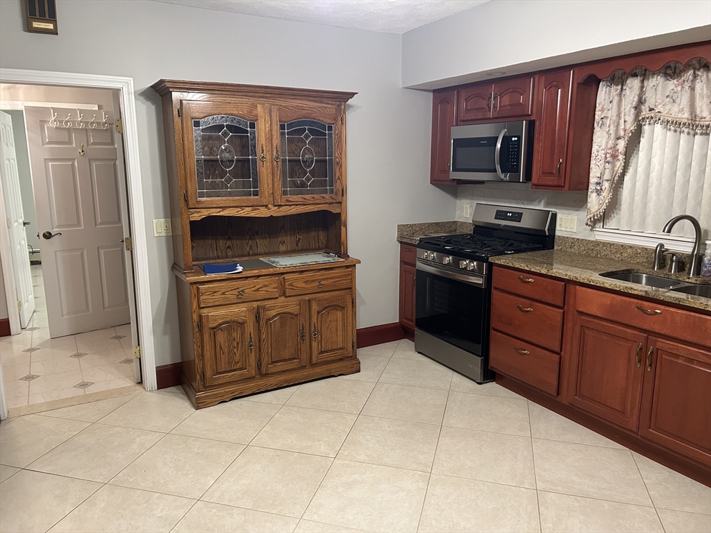 58 Maple Street, Unit 2 Malden, MA 02148 - Photo 3 of 20