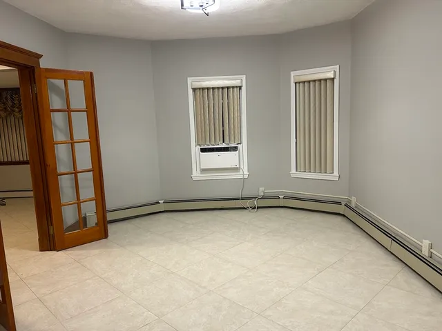 $2,900 | 58 Maple Street, Unit 2, Malden, MA 02148