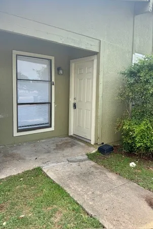 $795 | 2803 A Parker Lane, Austin, TX 78741