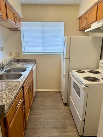 $795 | 2803 A Parker Lane, Austin, TX 78741