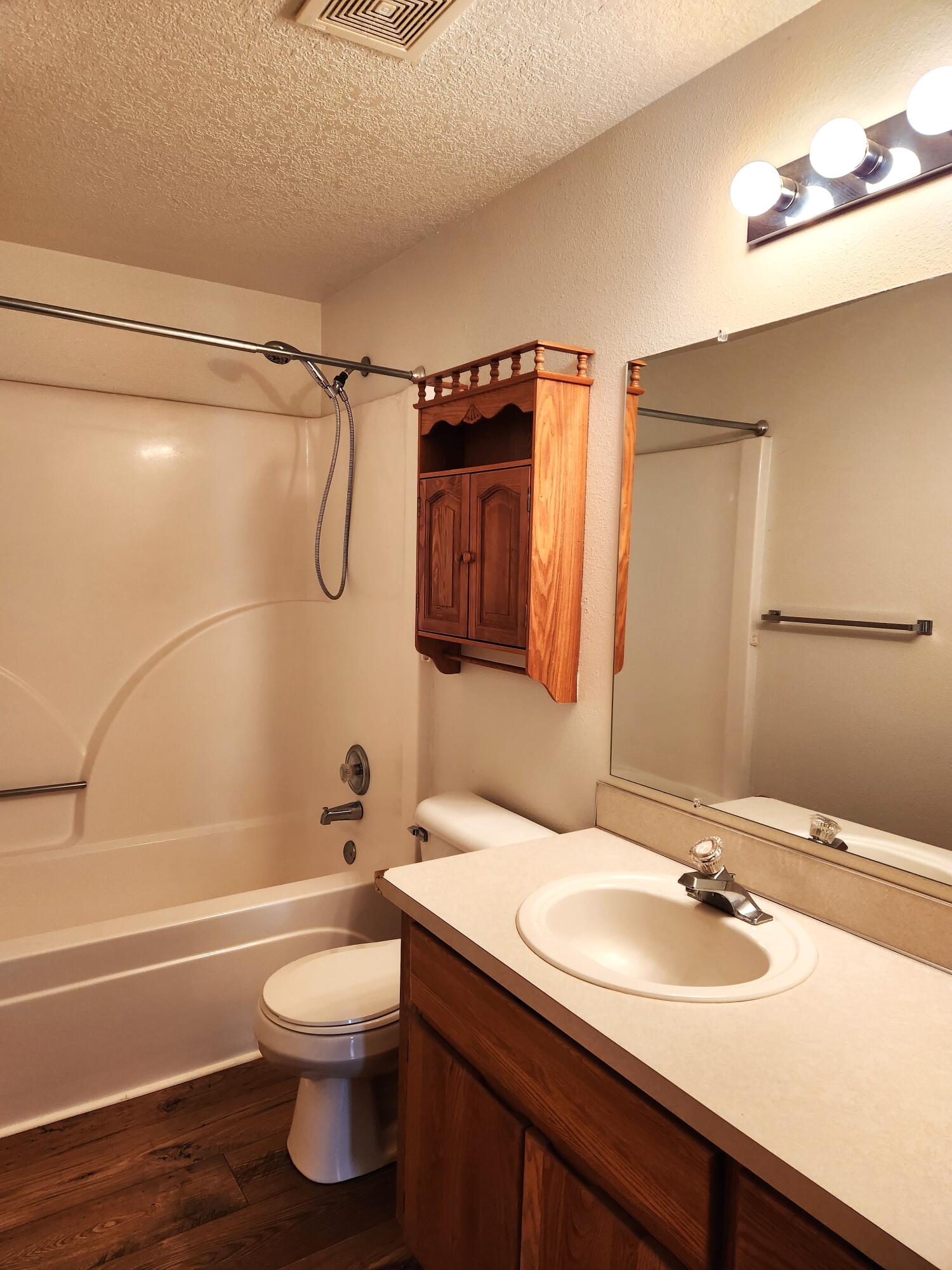 757 Talbot Street Eagle Point, OR 97524 - Photo 16 of 28 Gallery Image 16