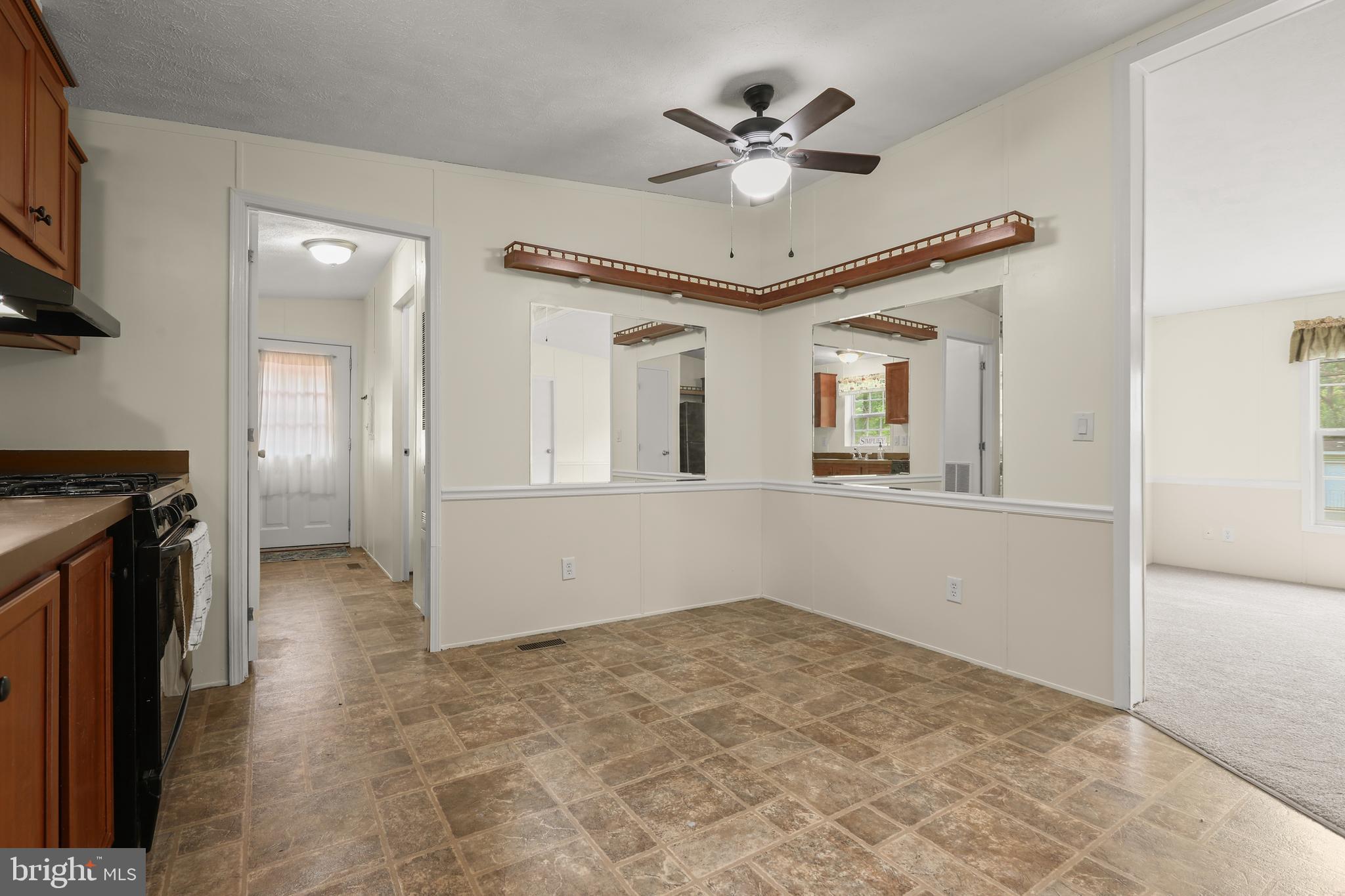 1528 Arena Road Street, MD 21154 - Photo 15 of 44 Dining Area
