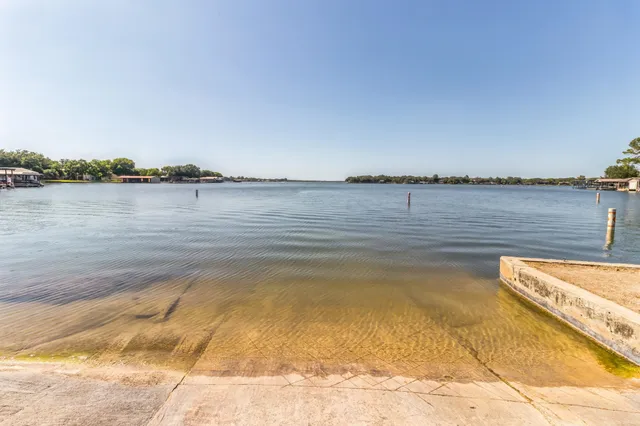 $1,250 | 105 East Briar Drive, Granite Shoals, TX 78654