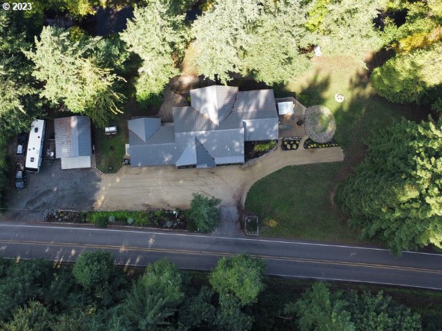 37693 Hills Creek Road Springfield, OR 97478 - Photo 48 of 48 an aerial view of a house with a yard