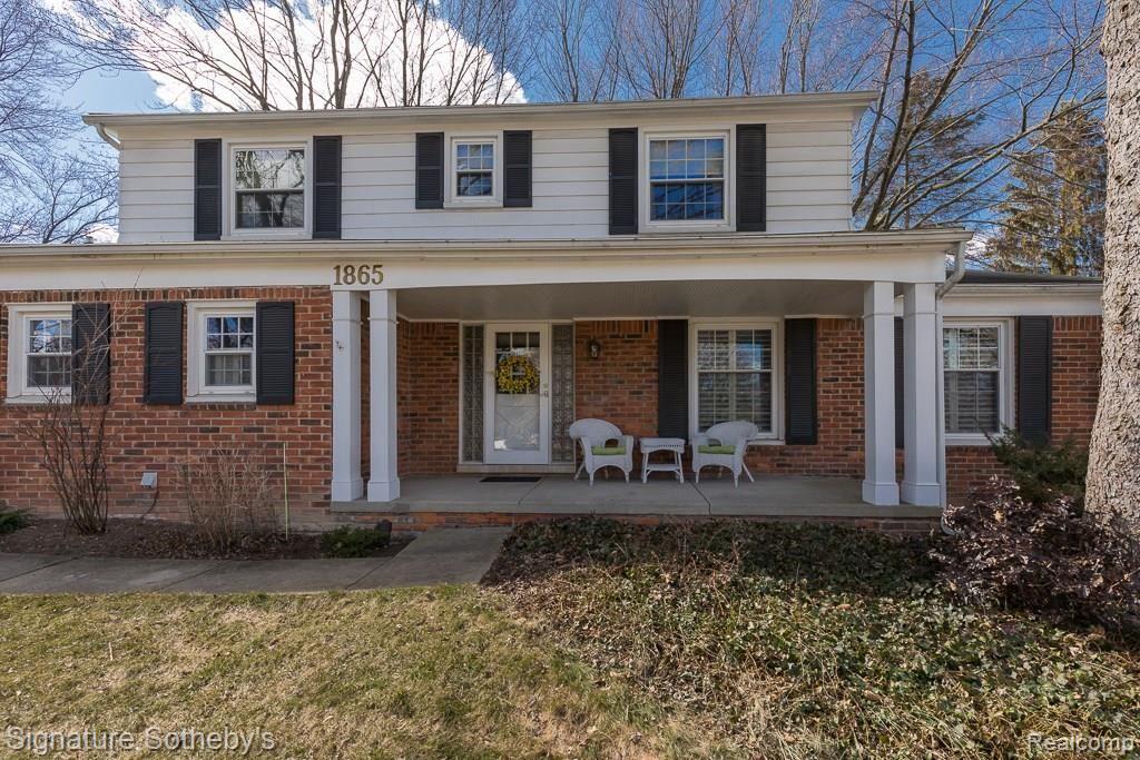 1865 Fair Oak Court Rochester Hills, MI 48309 - Photo 1 of 31