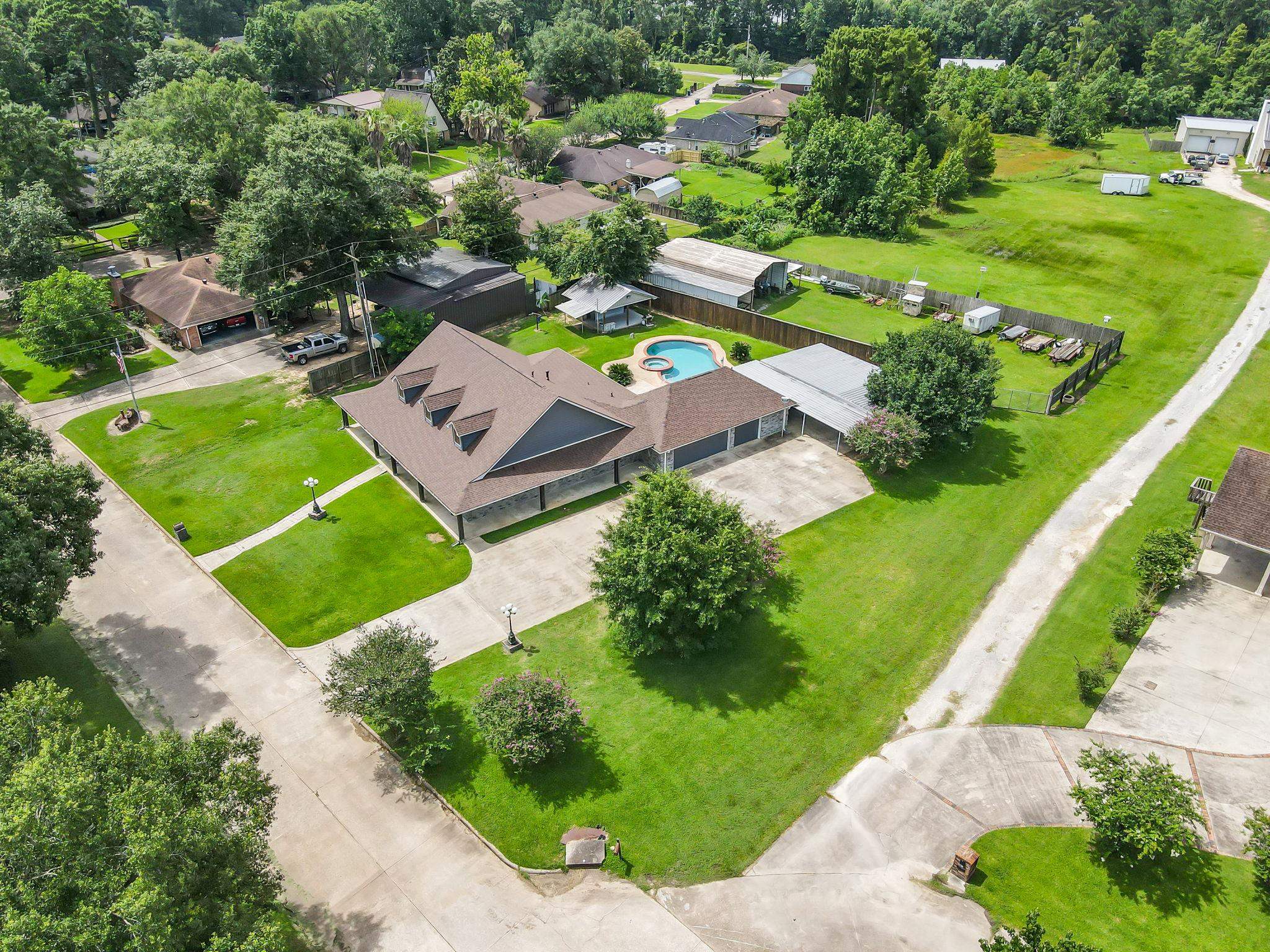 2275 Belfast Way Vidor, TX 77662 - Photo 42 of 45