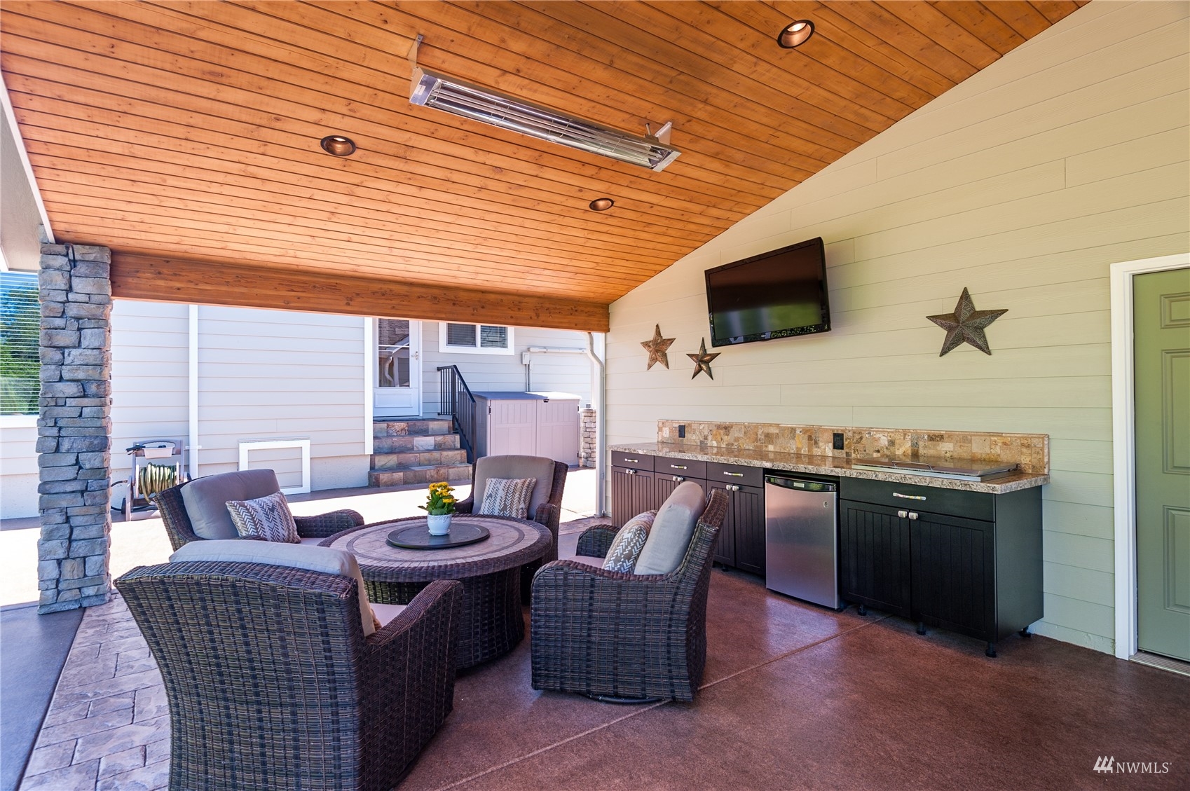 3111 Columbia Heights Road Longview, WA 98632 - Photo 28 of 40